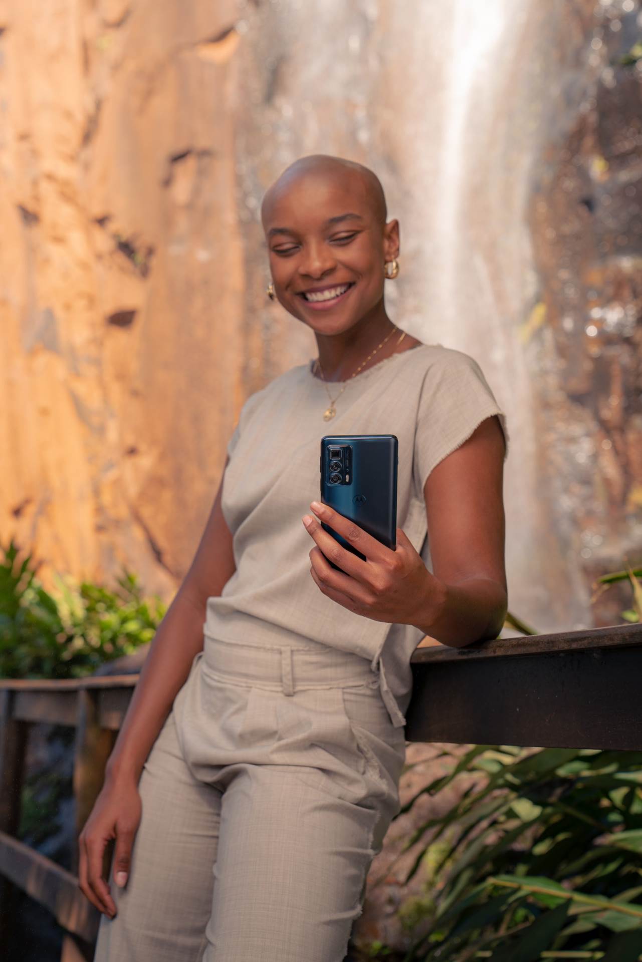   - SmartLife / Motorola 