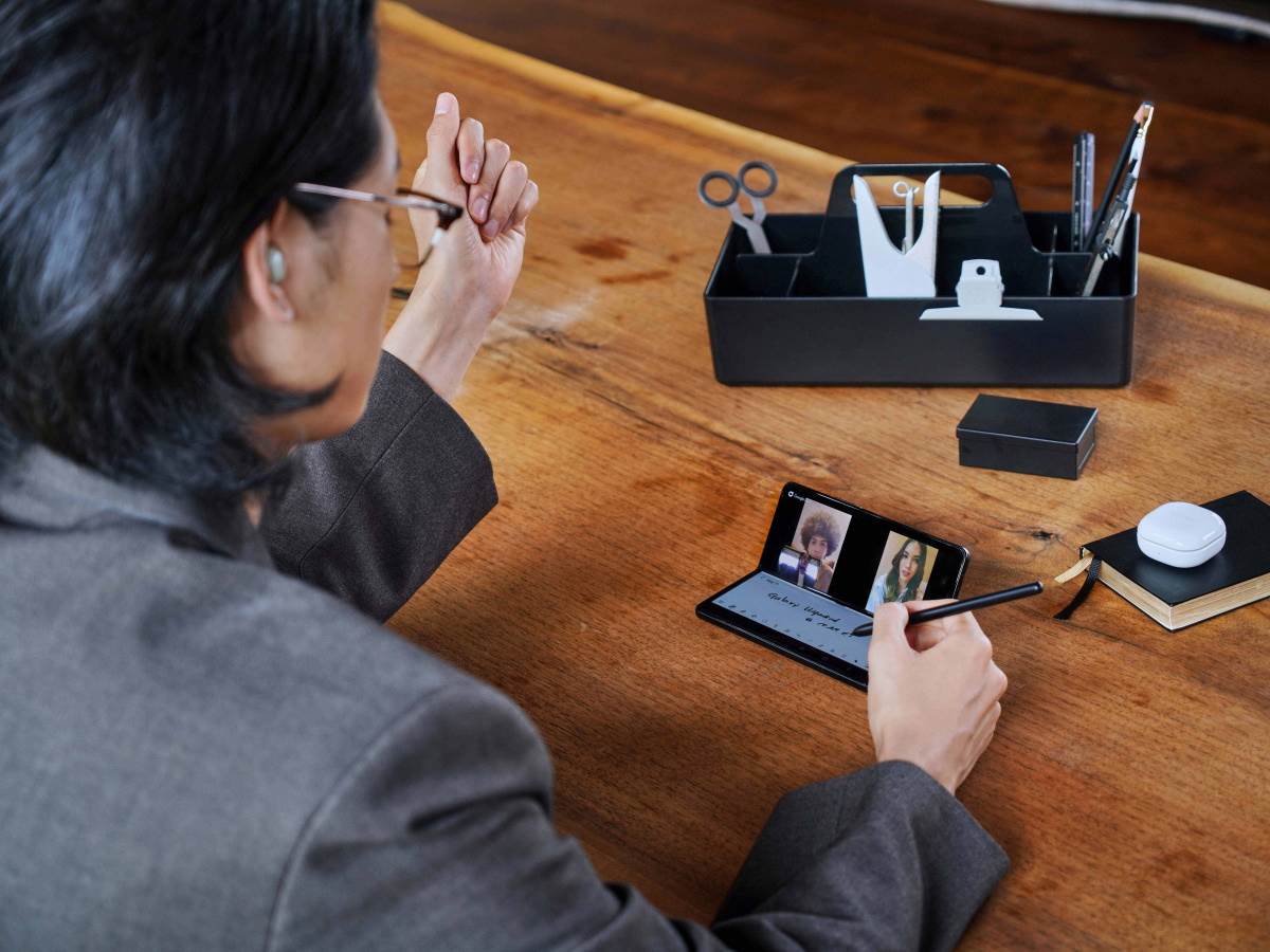 - SmartLife / Samsung    - SmartLife / Samsung