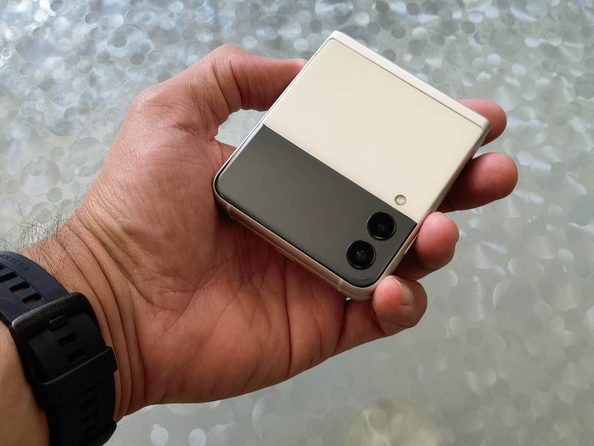  Samsung Galaxy Z Flip3 5G Slike Uživo (18) - SmartLife / Marko Čavić 