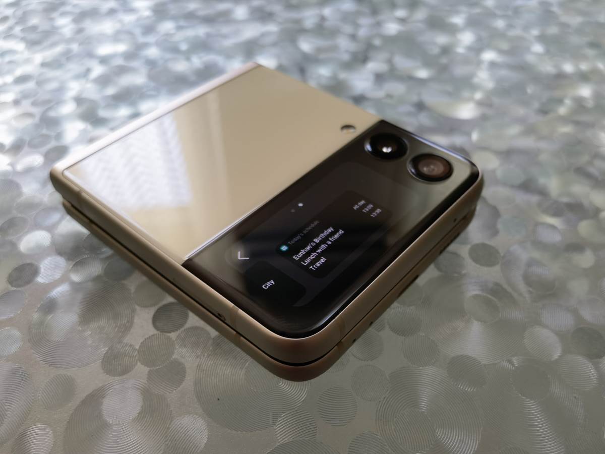  Samsung Galaxy Z Flip3 5G Slike Uživo (24) - SmartLife / Marko Čavić 