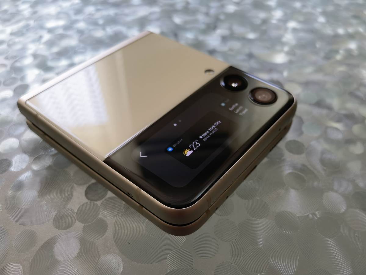  Samsung Galaxy Z Flip3 5G Slike Uživo (25) - SmartLife / Marko Čavić 