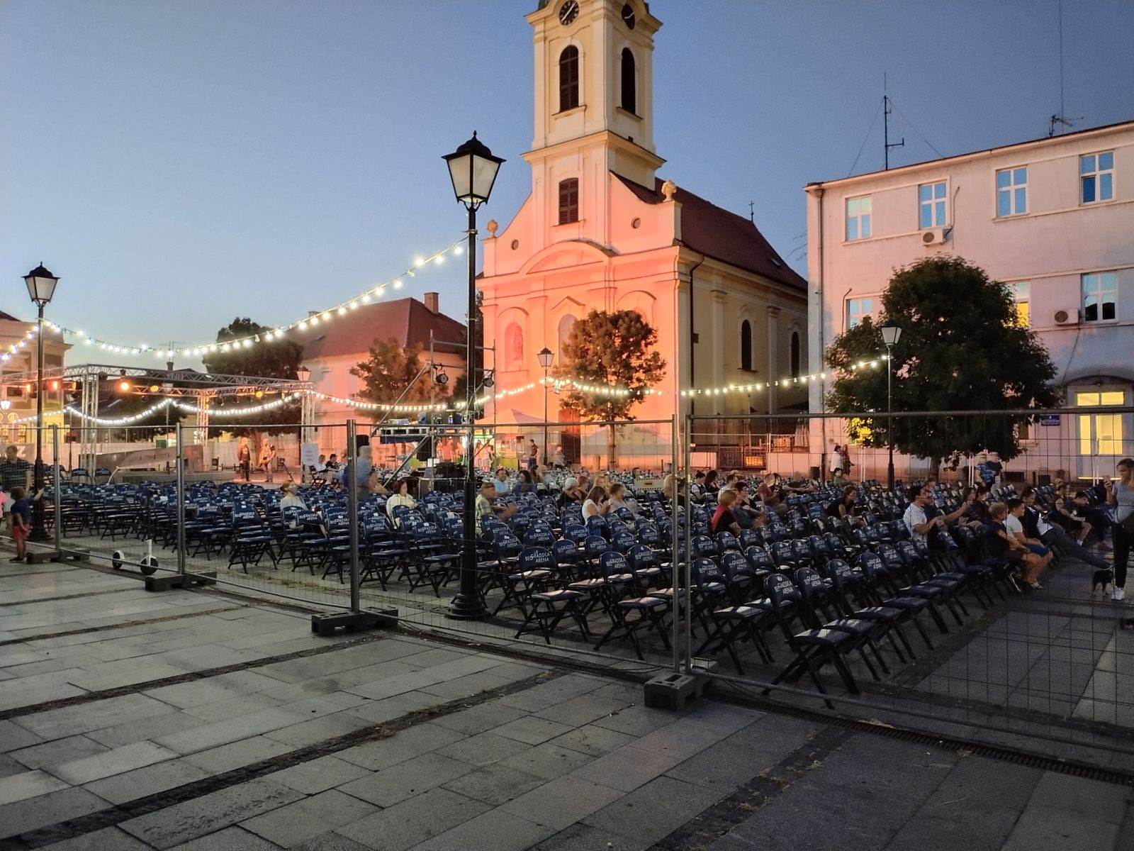  Zemun Fest - letnja pozornica - noćni režim - SmartLife / Marko Nešović 