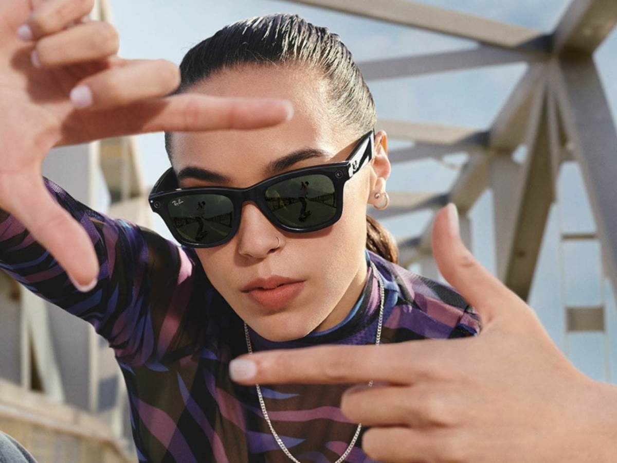  Ray Ban Stories devojka 