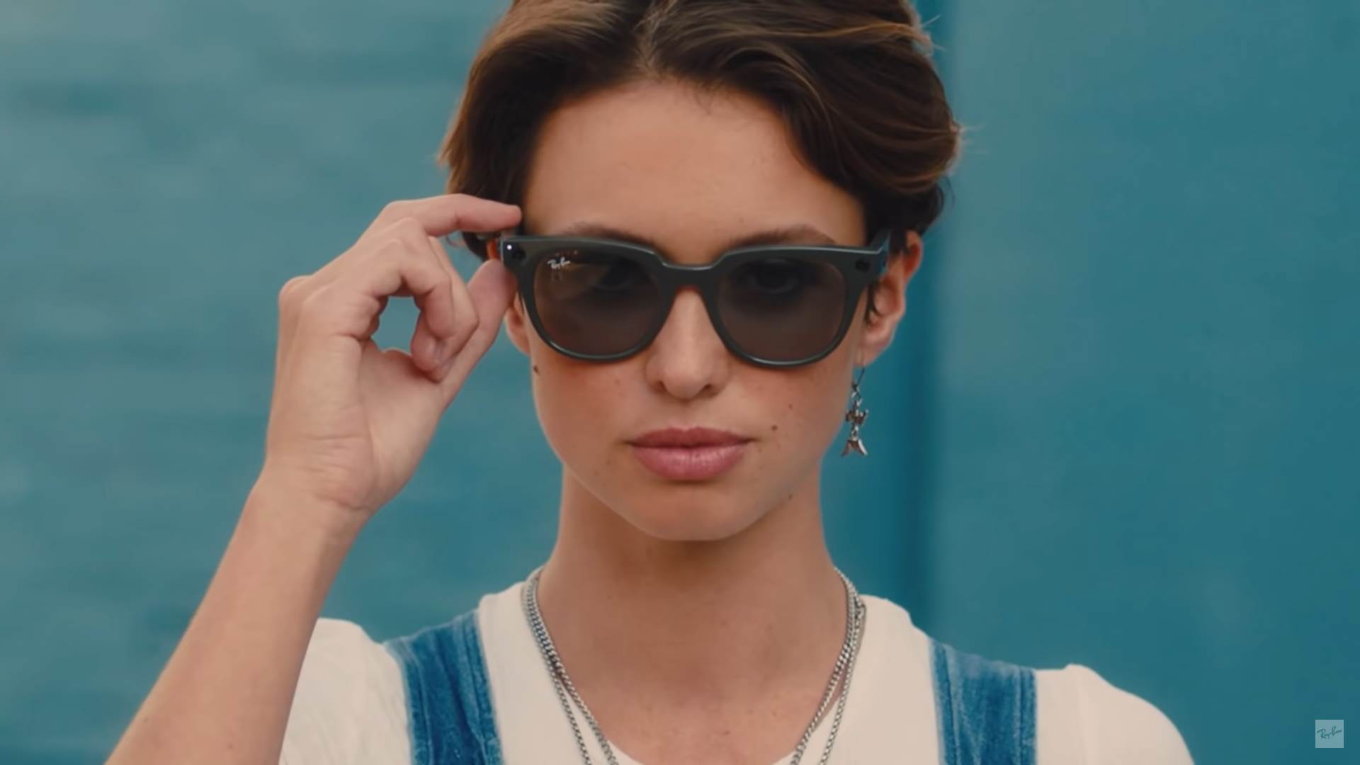  Facebook Ray Ban Stories - SmartLife / YouTube / Ray Ban Films / Screenshot 