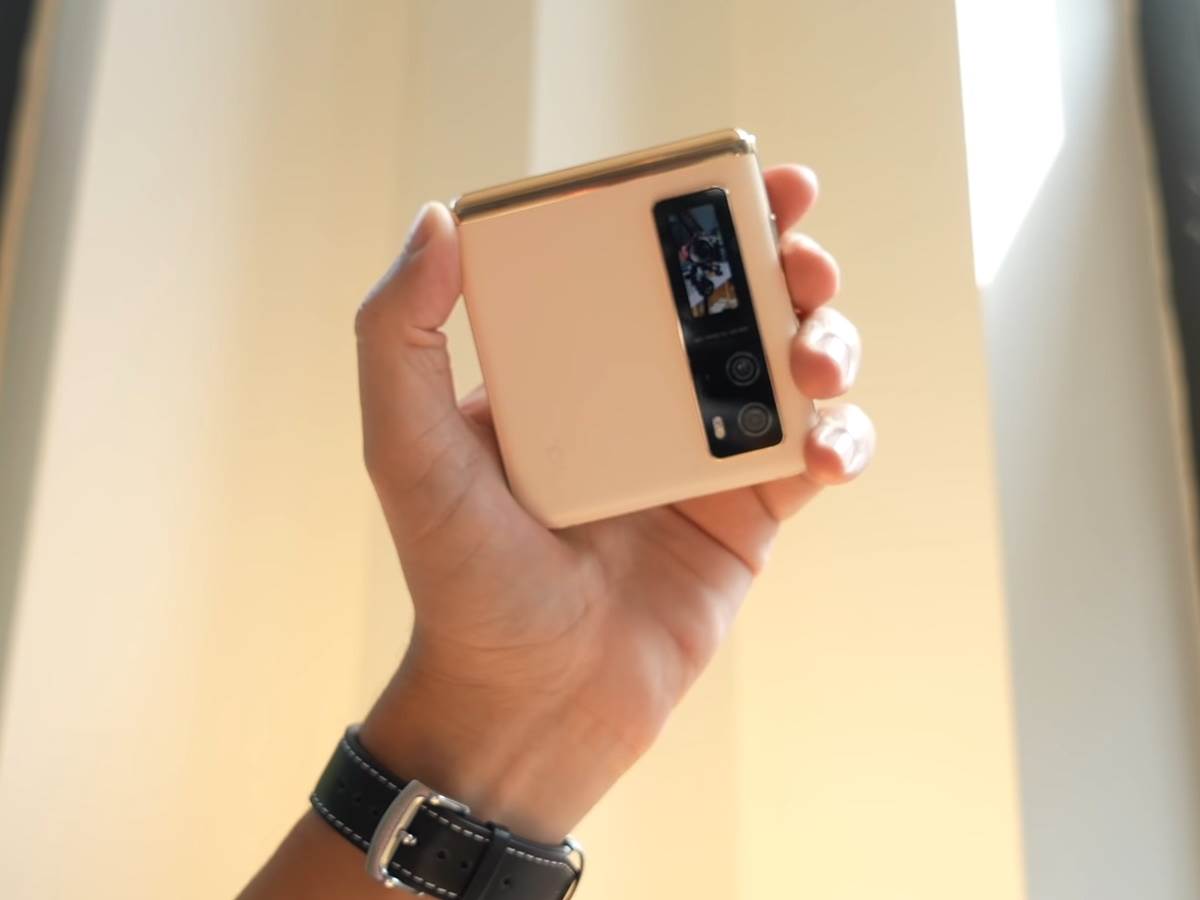  TCL Project Chicago savitljivi telefon 8 - SmartLife / YouTube @MrMobile 