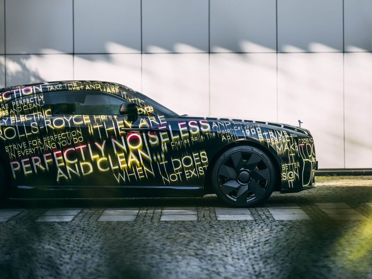 Rolls-Royce Spectre (5) - SMARTLife / Rolls-Royce 