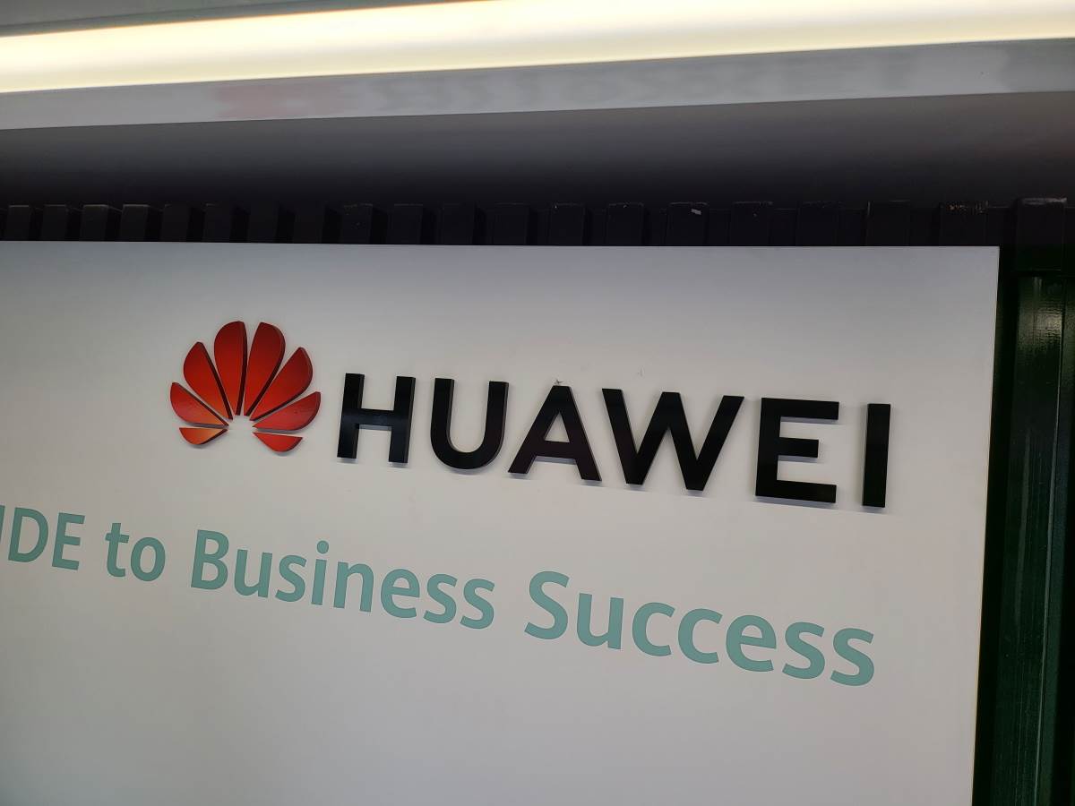  Huawei 5G kamion šta je unutra (3) 