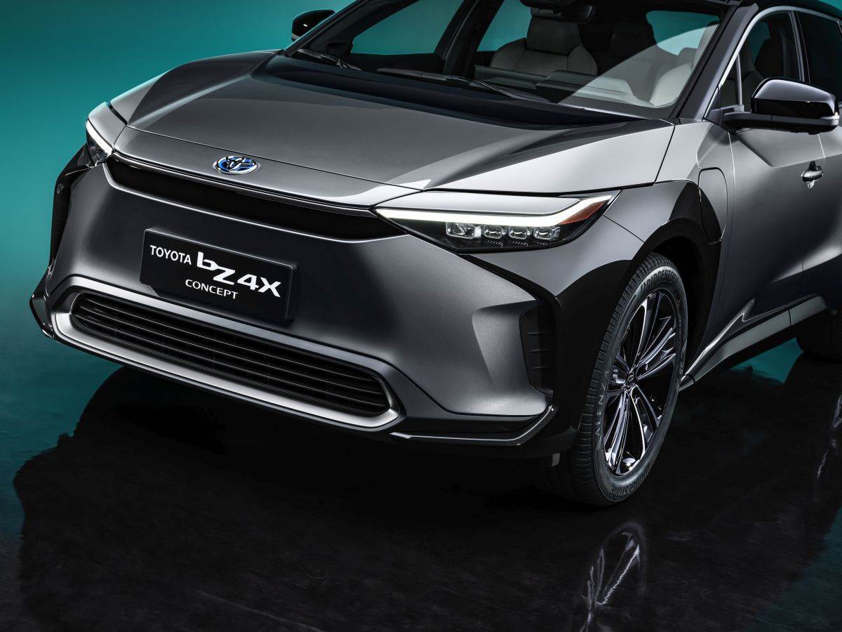 Toyota električni hibridni automobili 4   Toyota električni hibridni automobili 4