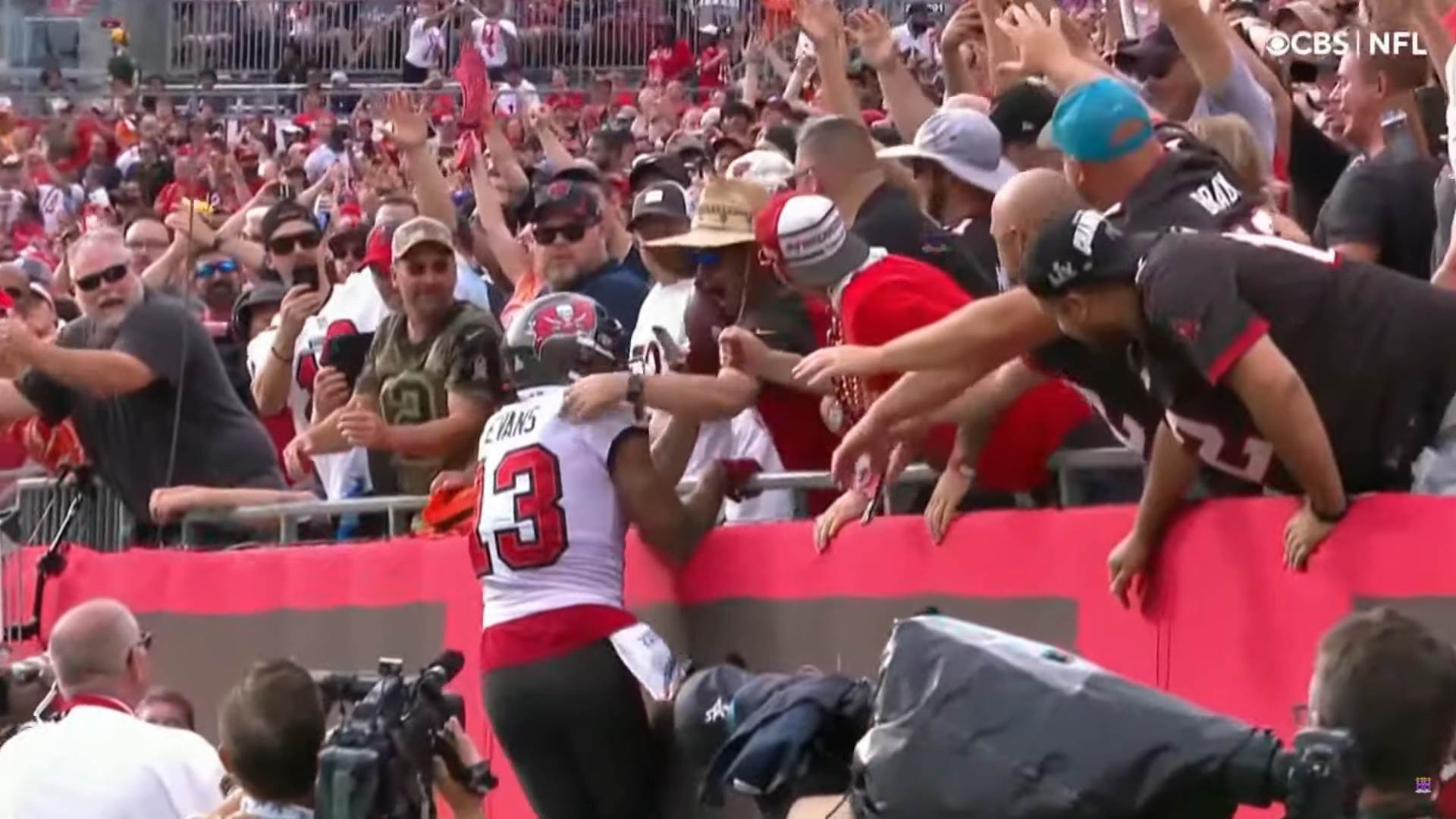  Lopta ide u publiku - SmartLife / YouTube / Highlight Heaven / Printscreen 