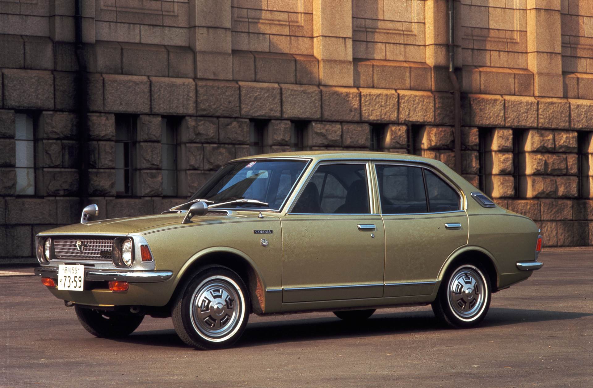  Toyota Corolla 2. generacija 1970. - SMARTLife / Toyota 