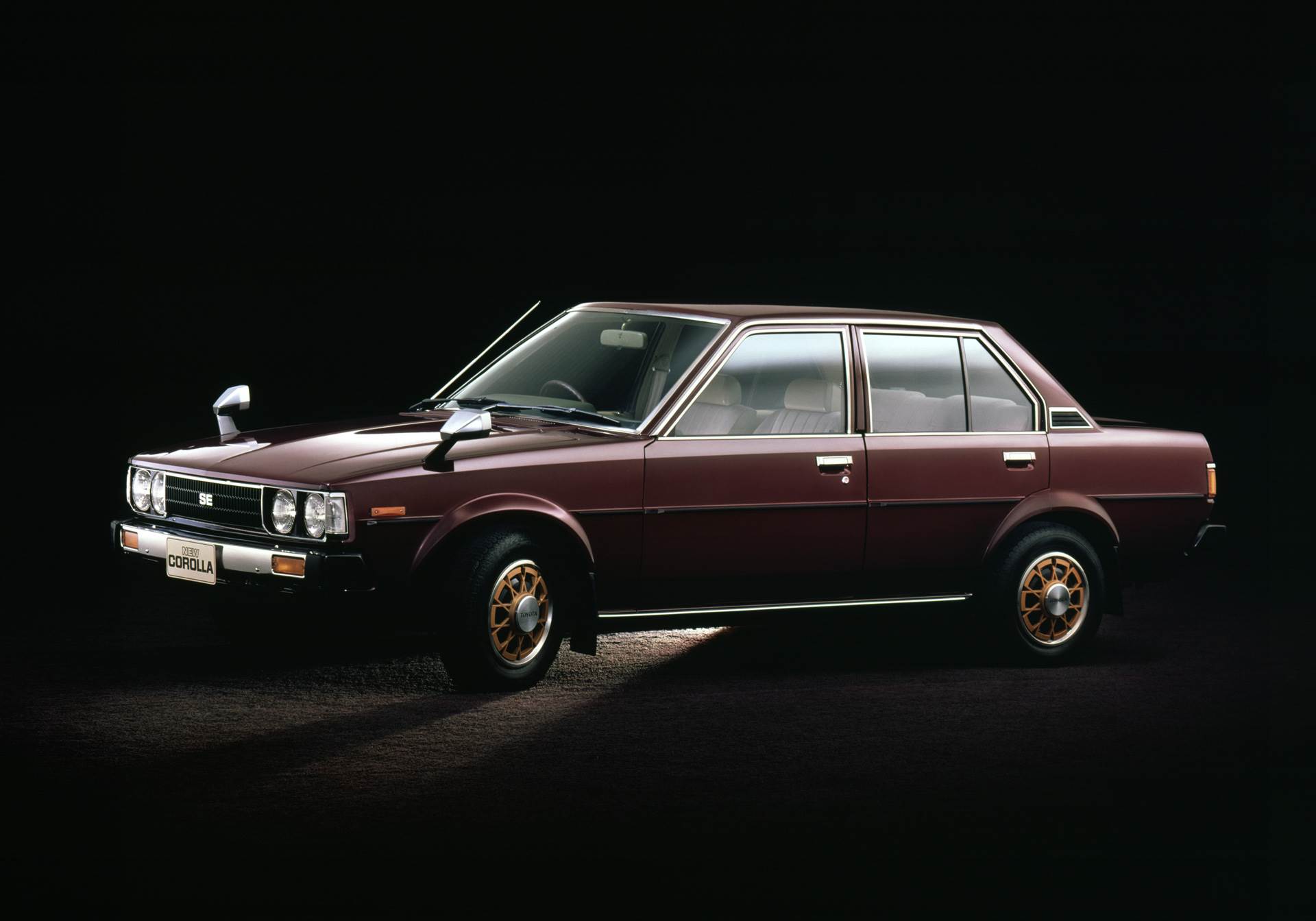  Toyota Corolla 4. generacija 1979. - SMARTLife / Toyota 