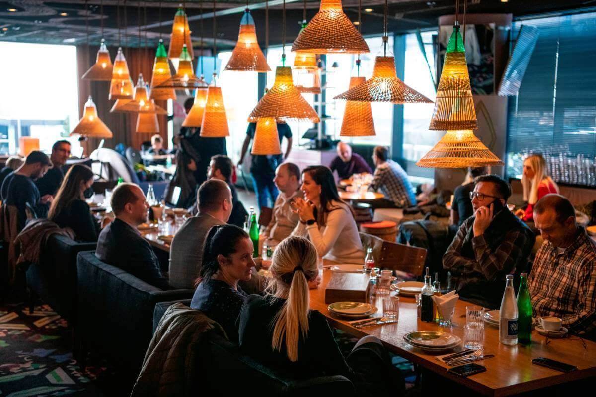  Serengeti Kragujevac posao i uslovi Srbija kancelarija 9.jpg 