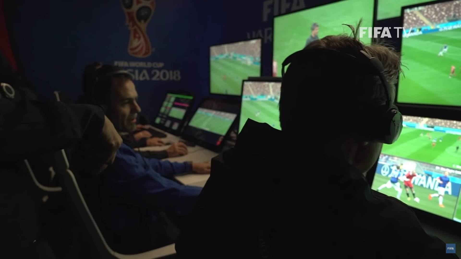 VAR konsultacije - SmartLife / YouTube / FIFATV / Printscreen   VAR konsultacije - SmartLife / YouTube / FIFATV / Printscreen