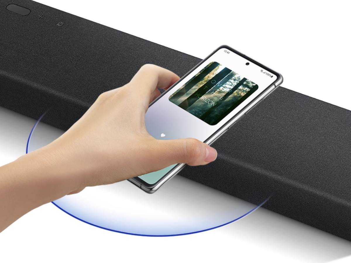 Samsung Galaxy i Soundbar Q-Symphony NFC tap   Samsung Galaxy i Soundbar Q-Symphony NFC tap
