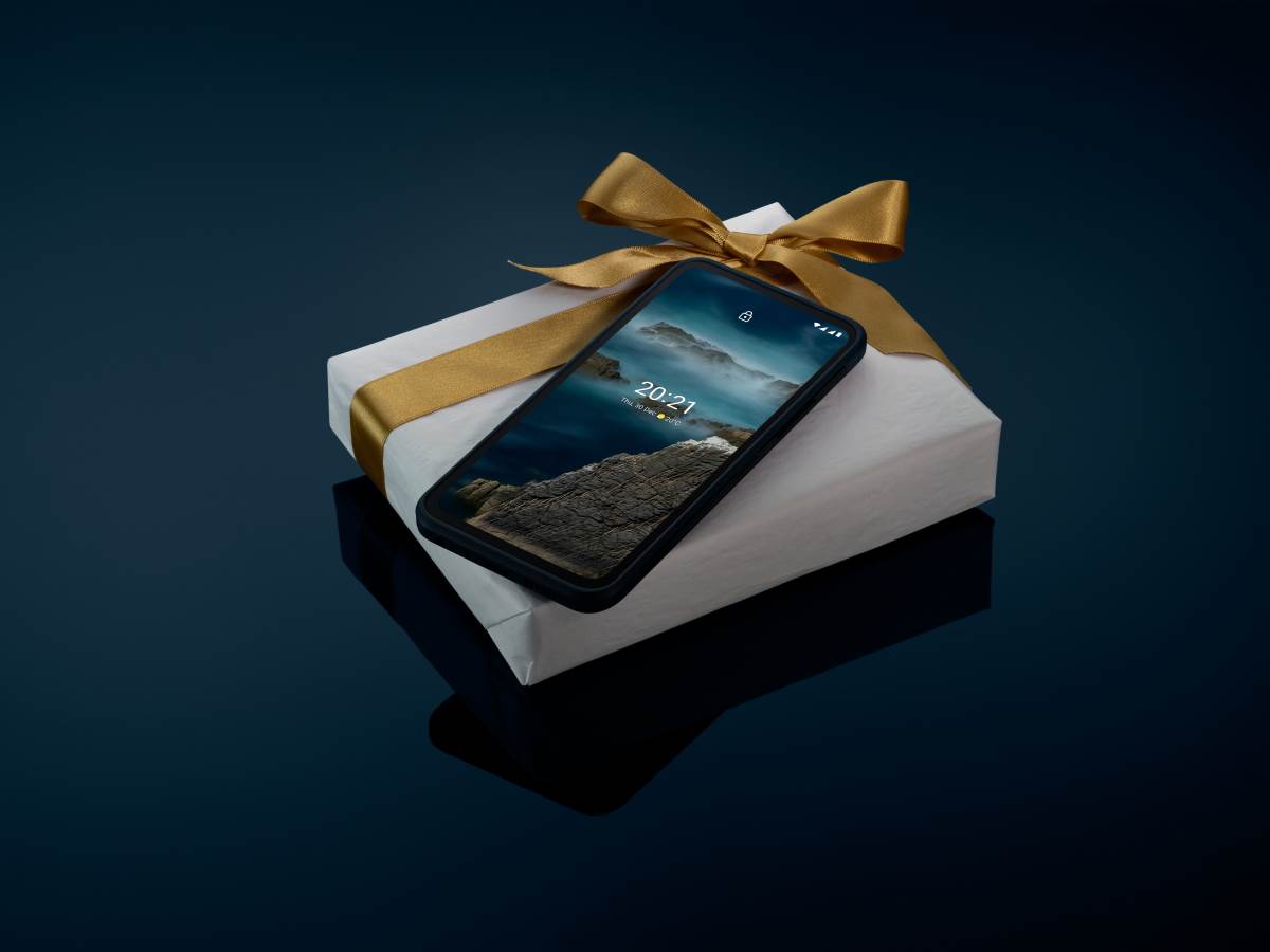 Nokia XR20 mobilni telefon 3.jpg   Nokia XR20 mobilni telefon 3.jpg