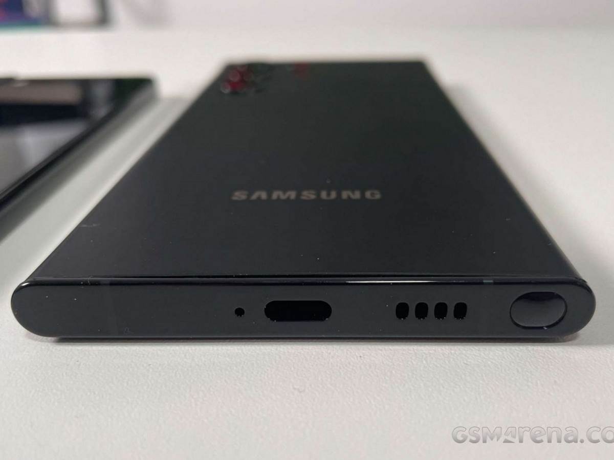 Samsung Galaxy S22 telefoni prvi slike, Ultra će imati S Pen olovku - SmartLife / GSMArena.com   Samsung Galaxy S22 telefoni prvi slike, Ultra će imati S Pen olovku - SmartLife / GSMArena.com