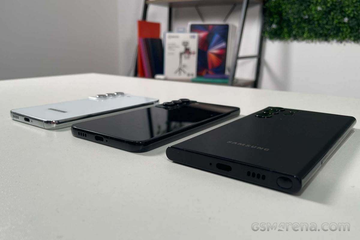  Samsung Galaxy S22 Ultra 5.jpg - SmartLife / GSMArena.com 