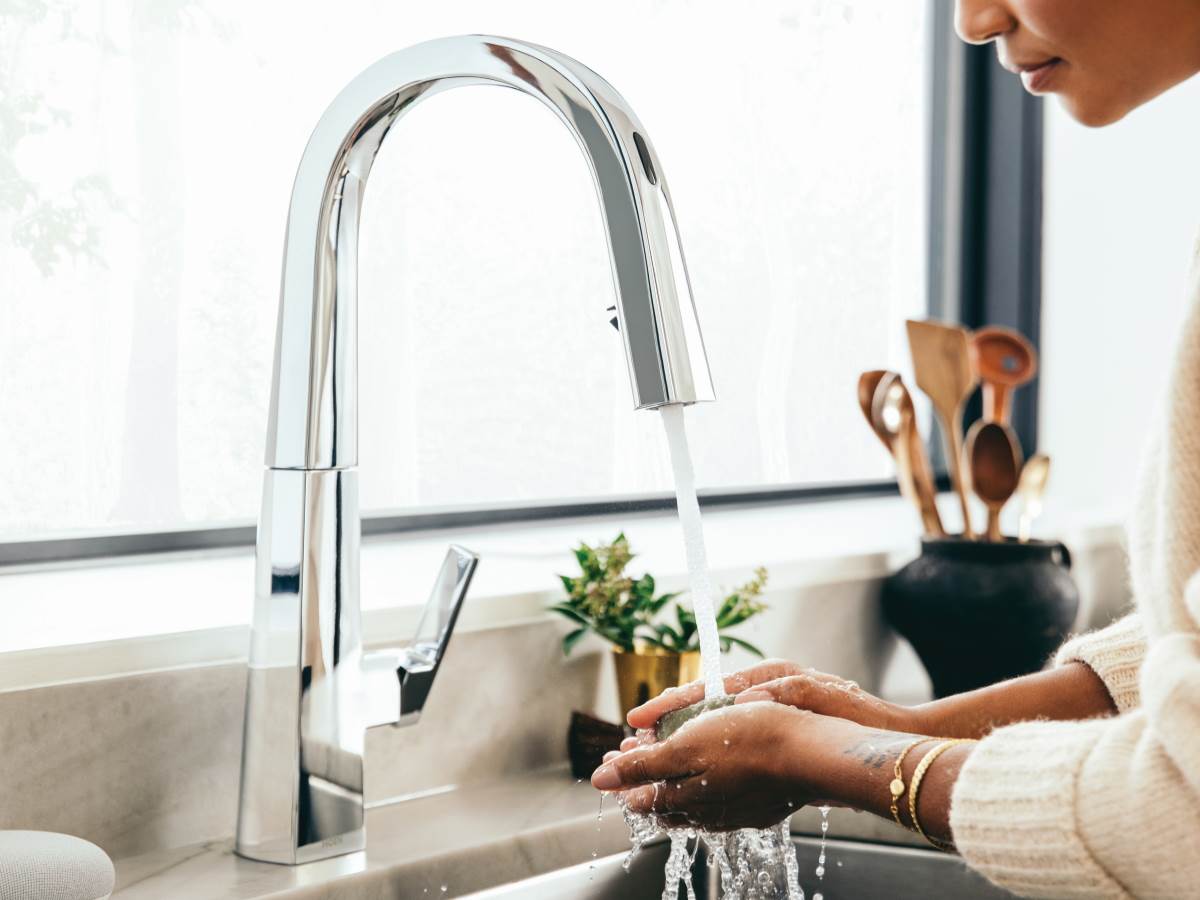  Pametne slavine Moen Smart Faucet CES 2022 6.jpg - SmartLife / Moen 