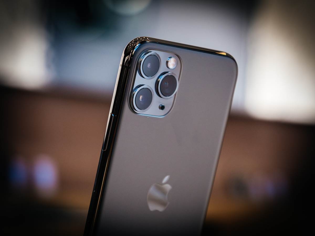 iPhone 13 Pro zadnja stranja   iPhone 13 Pro zadnja stranja