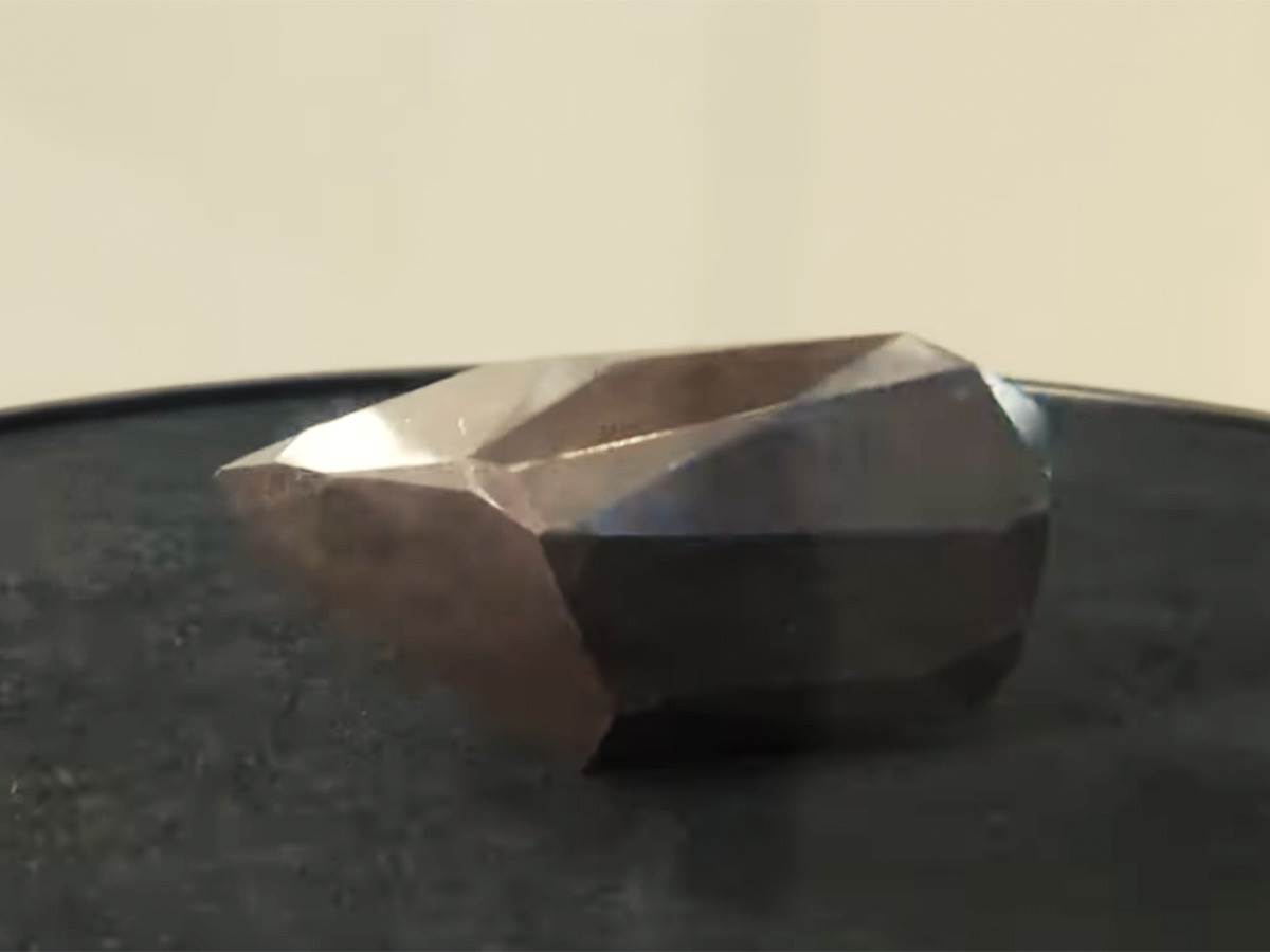  Enigma crni dijamant - Smart Life/ The Independent 