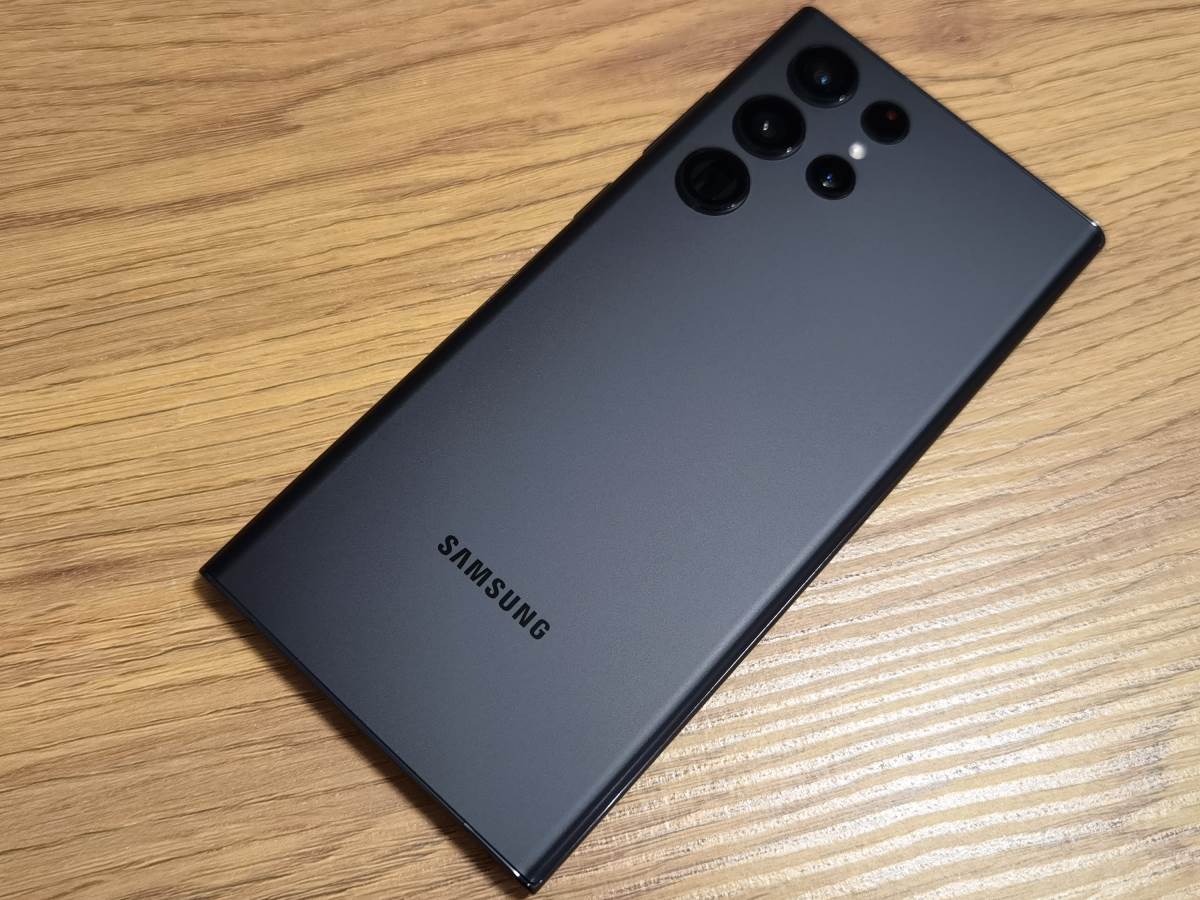  Samsung Galaxy S22 Ultra uživo test (7).jpg 