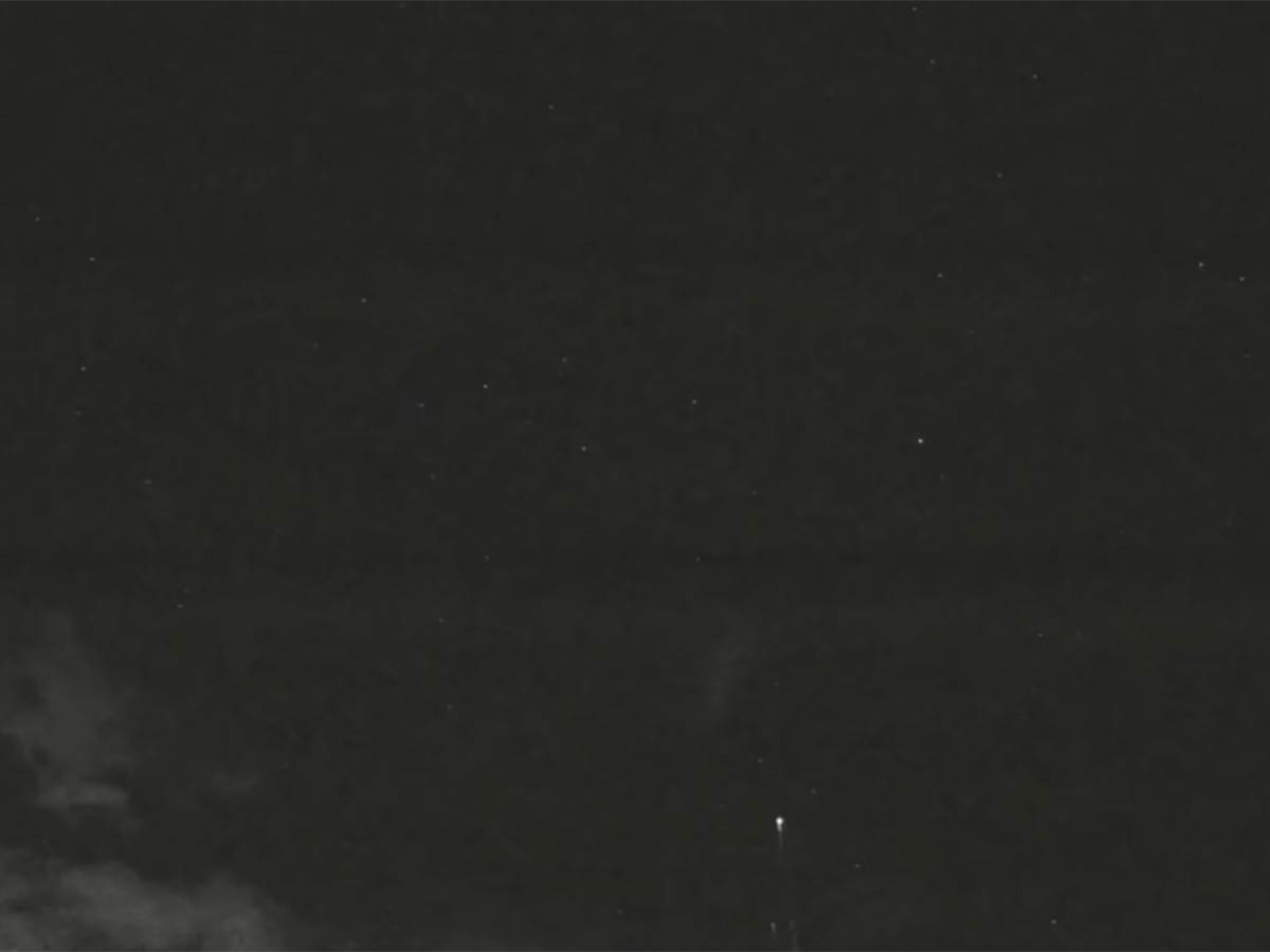 Starlink sateliti eksplozija - Smart Life/ @kevinizooropa   Starlink sateliti eksplozija - Smart Life/ @kevinizooropa