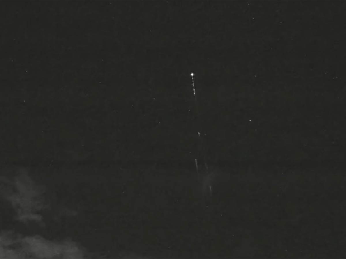  Starlink sateliti eksplozija - Smart Life/ @kevinizooropa 