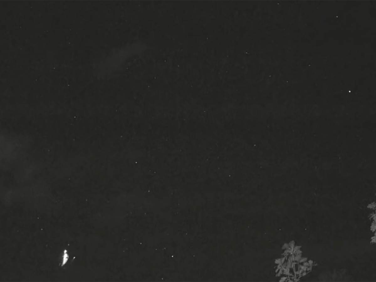 Starlink sateliti eksplozija - Smart Life/ @kevinizooropa   Starlink sateliti eksplozija - Smart Life/ @kevinizooropa