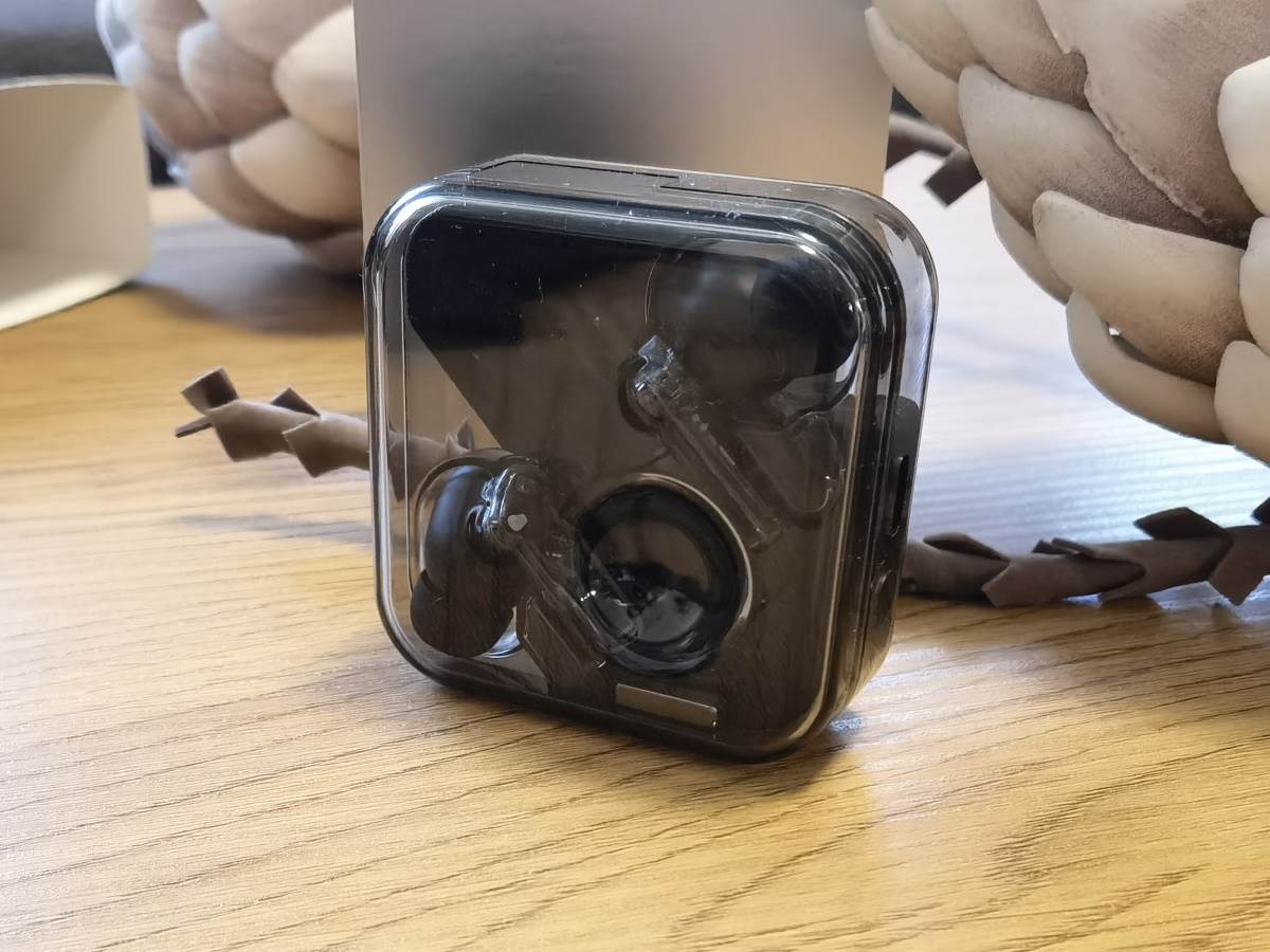  Nothing Ear1 (9).jpg 