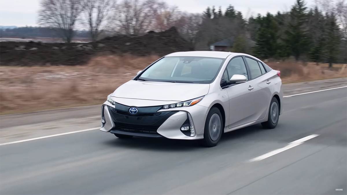  Toyota Prius - Smart Life/ @TheStraightPipes 