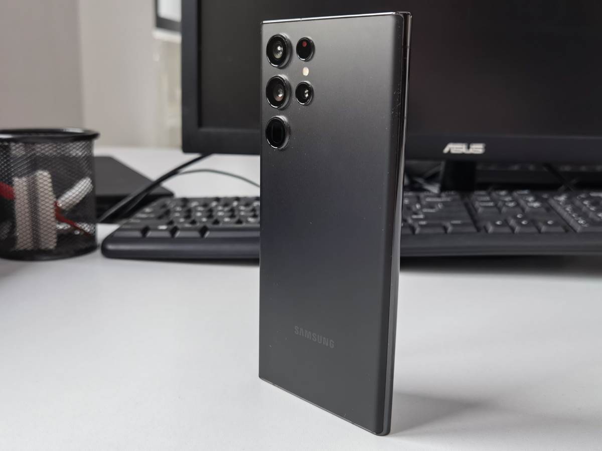  Samsung Galaxy S22 Ultra uživo (6).jpg 