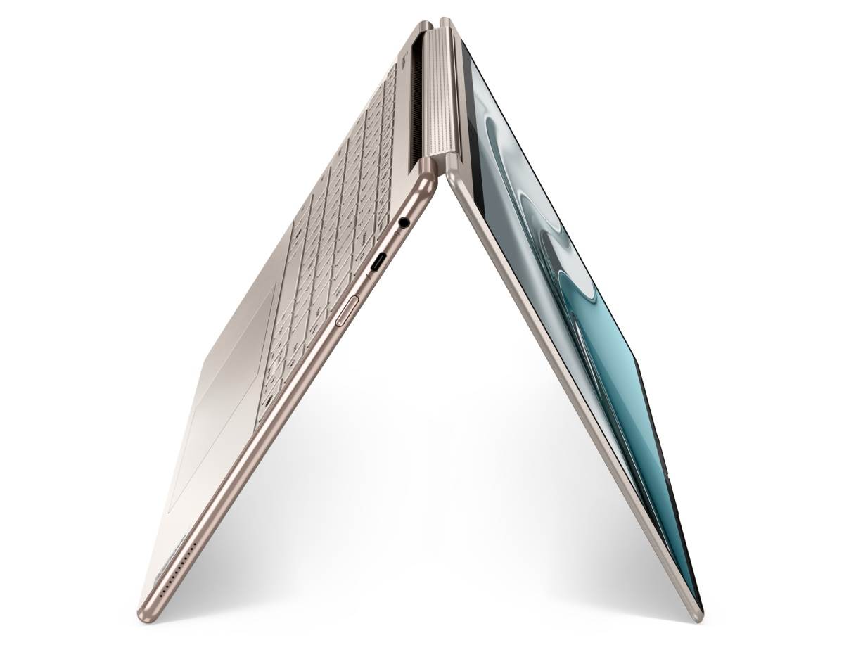  Lenovo Yoga 9i_Gen_7_Hinge_Tent Mode.jpg - SmartLife / Lenovo 