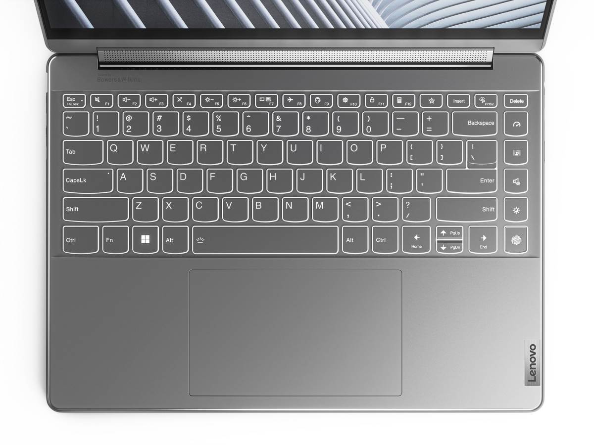  Lenovo Yoga 9i_Gen_7_Hero_Keyboard_Backlighting.jpg 