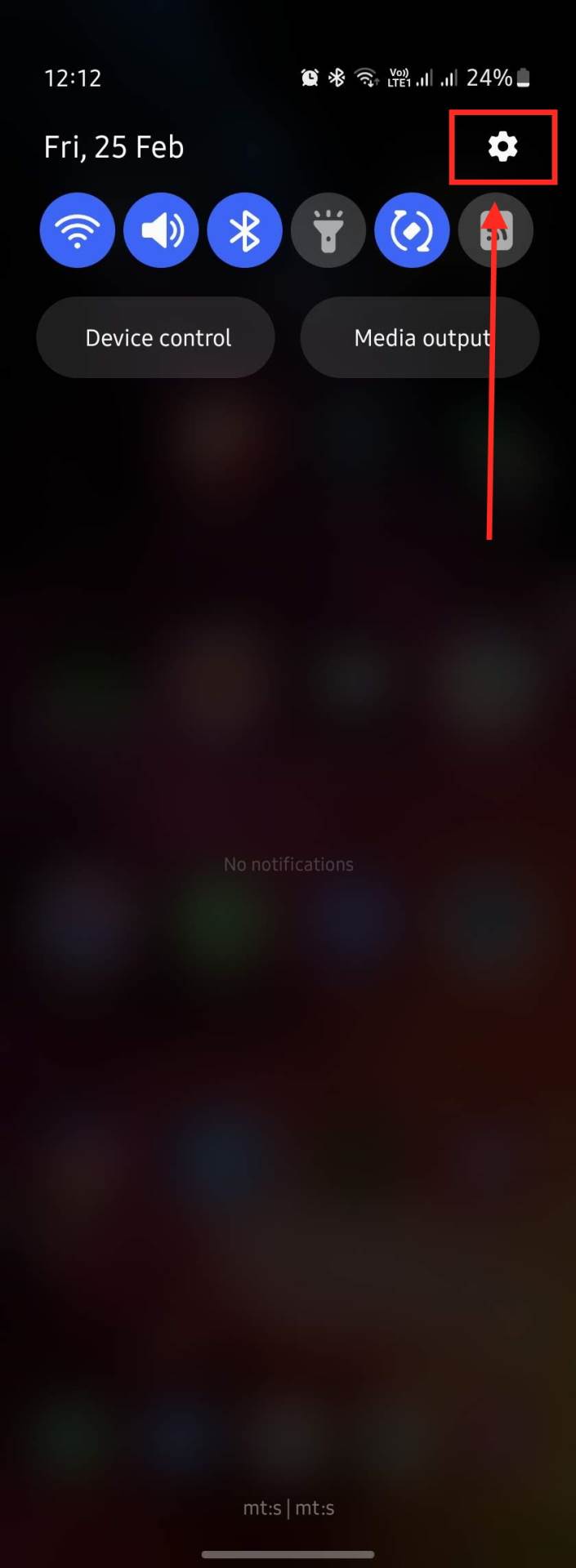  Ikonica za podešavanja u padajućem meniju - SmartLife / Marko Nešović / Samsung One UI 