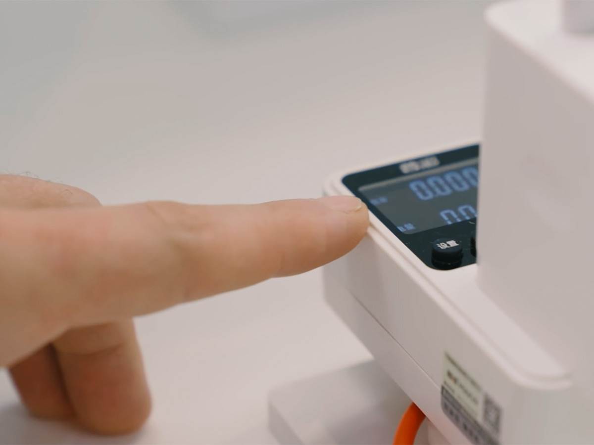  SuperVOOC 240 W - Smart Life/ @Android Authority 