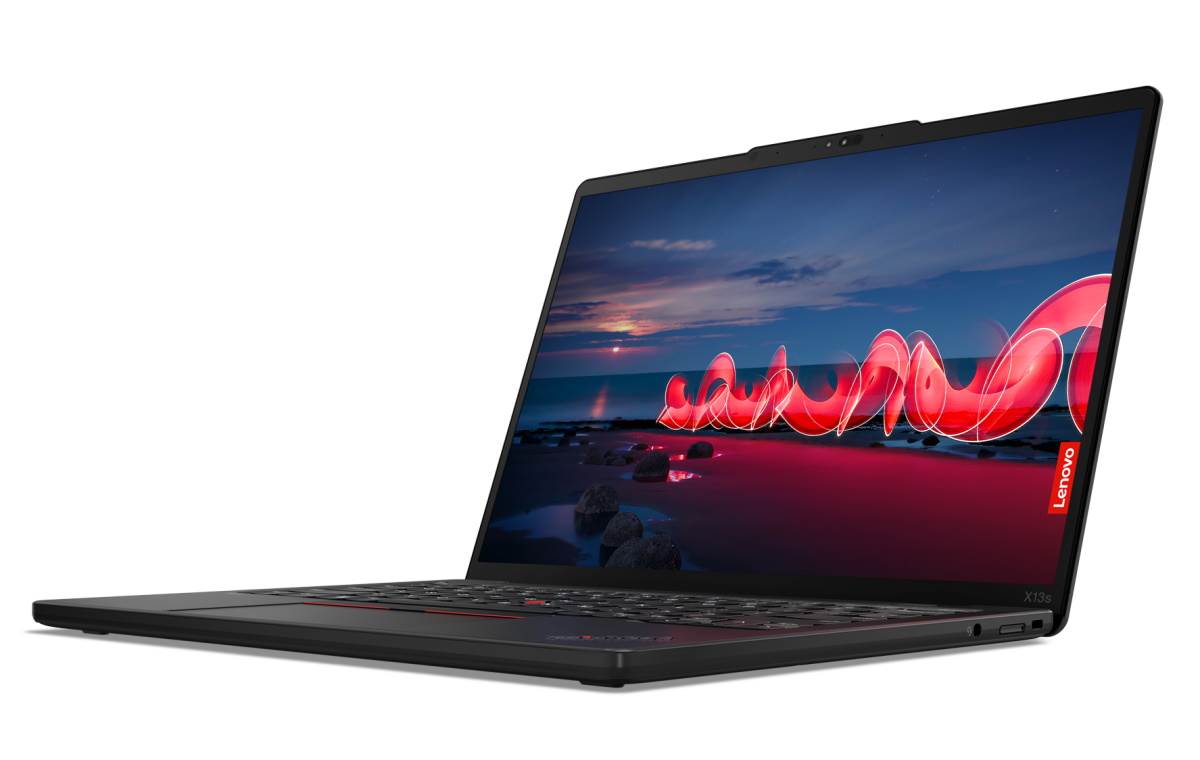  02_ThinkPad_X13s_Eagle_Hero_Front_Facing_Right.jpg - SmartLife / Lenovo 