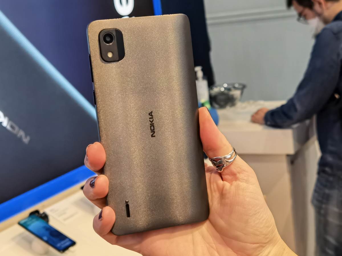  Nokia C2 2nd Edition (2).jpg 