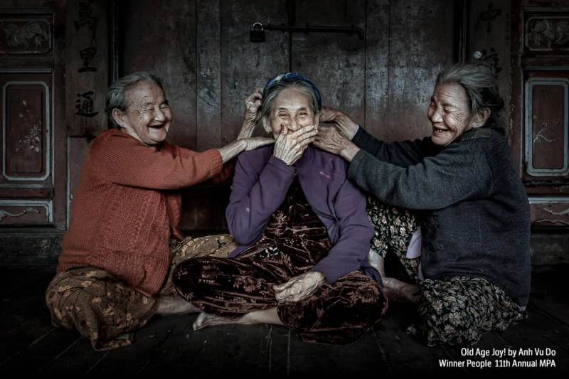  Old Age Joy Anh Vu do People HUAWEI Mate30 - SmartLife / mobilephotoawards.com 