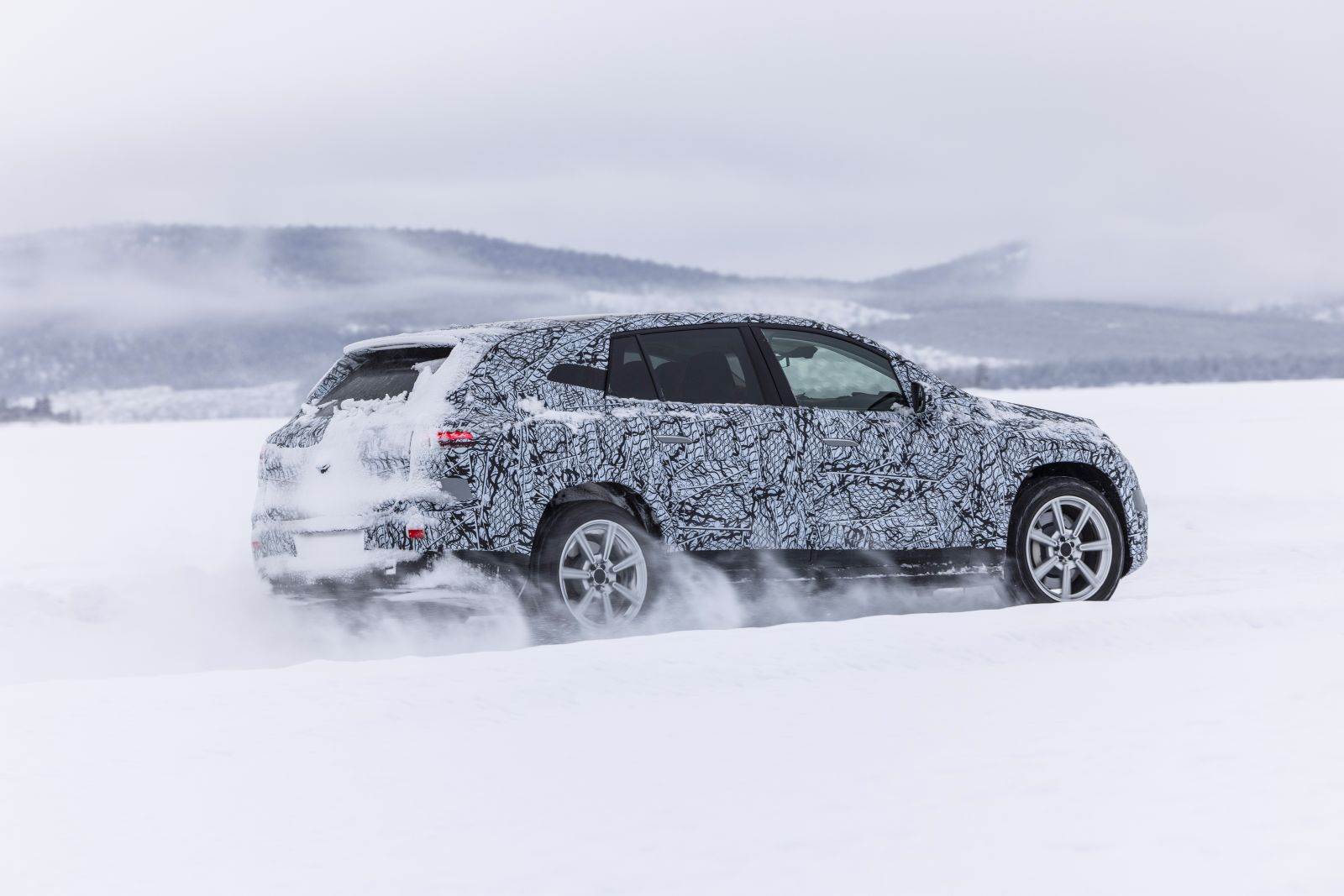  22C0085_007.jpg - SMARTLife / Mercedes-Benz 