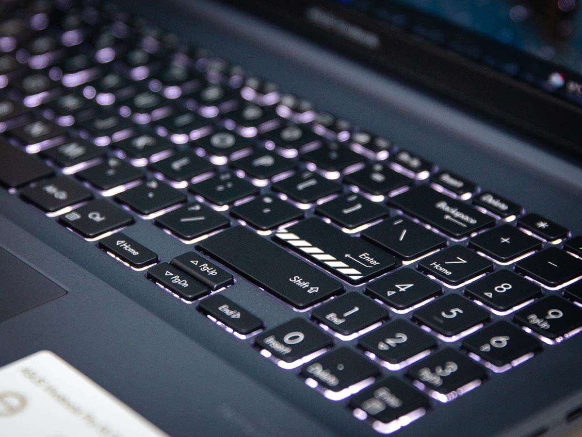  asus-vivo-book-stefan-stojanović-24.jpg - Stefan Stojanović 