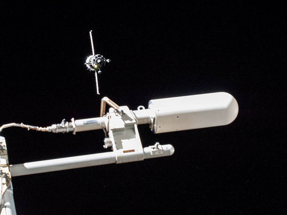 ISS International Space Station 5.jpg   ISS International Space Station 5.jpg