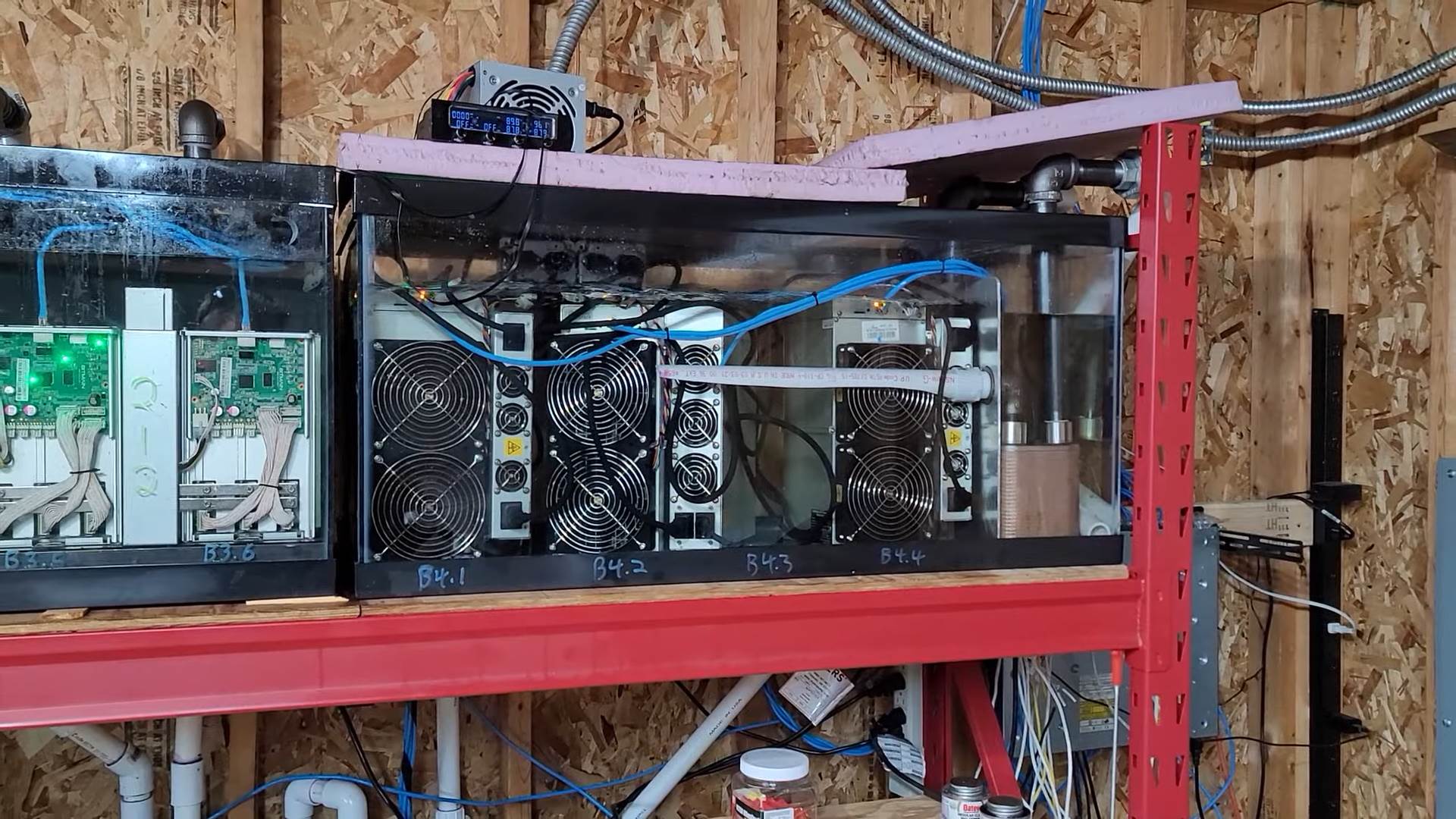  Rigovi u rahladnoj tečnosti - YouTube/Coin Heated/Printscreen 