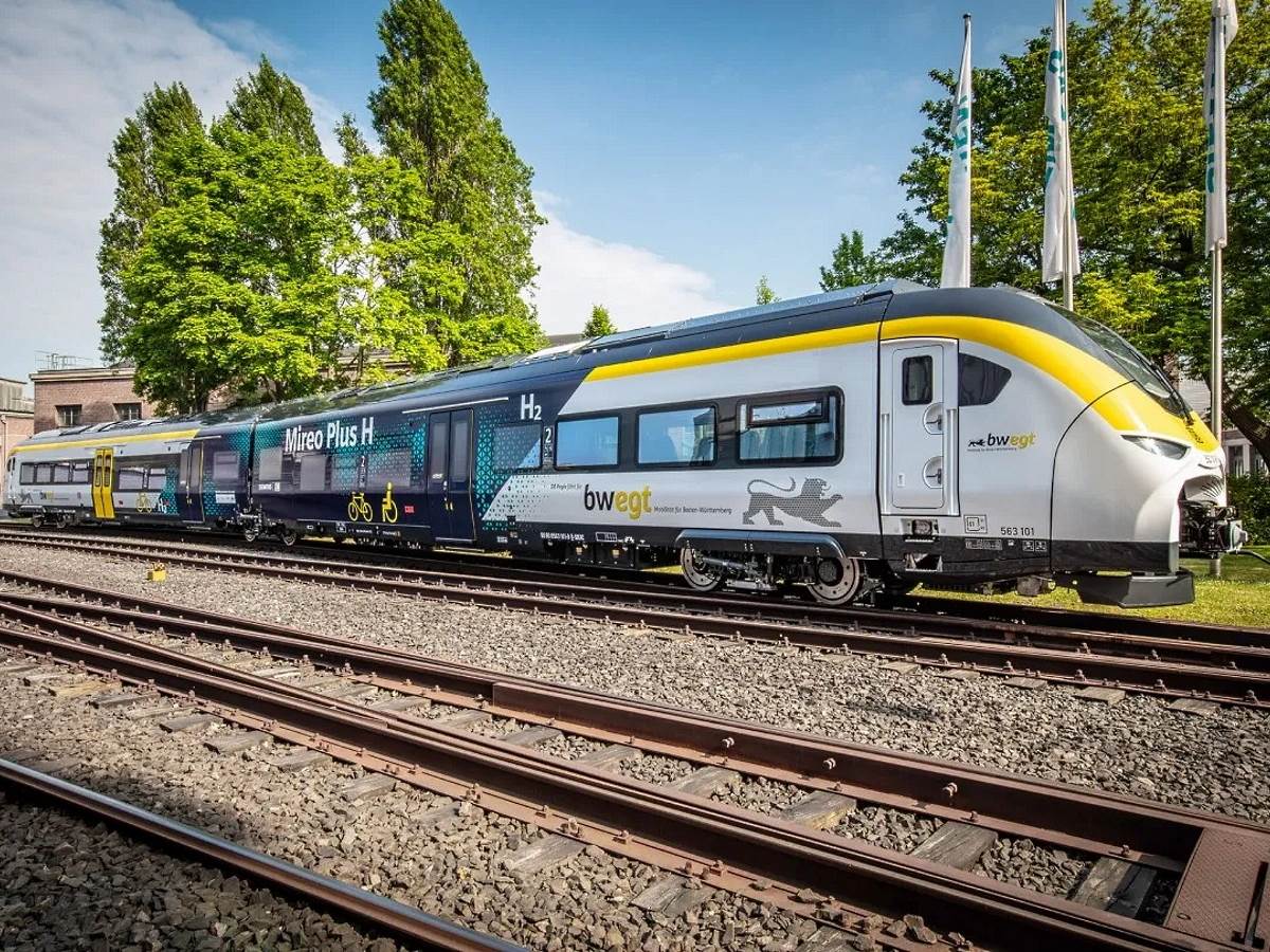 Siemens Mireo Plus H.jpg   Siemens Mireo Plus H.jpg