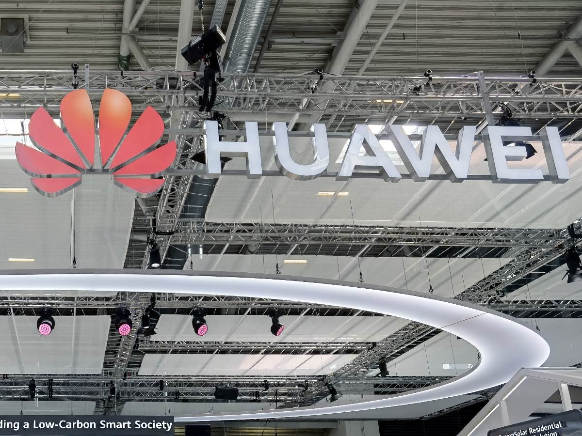  Huawei Logo.jpg - SmartLife / Marko Čavić 