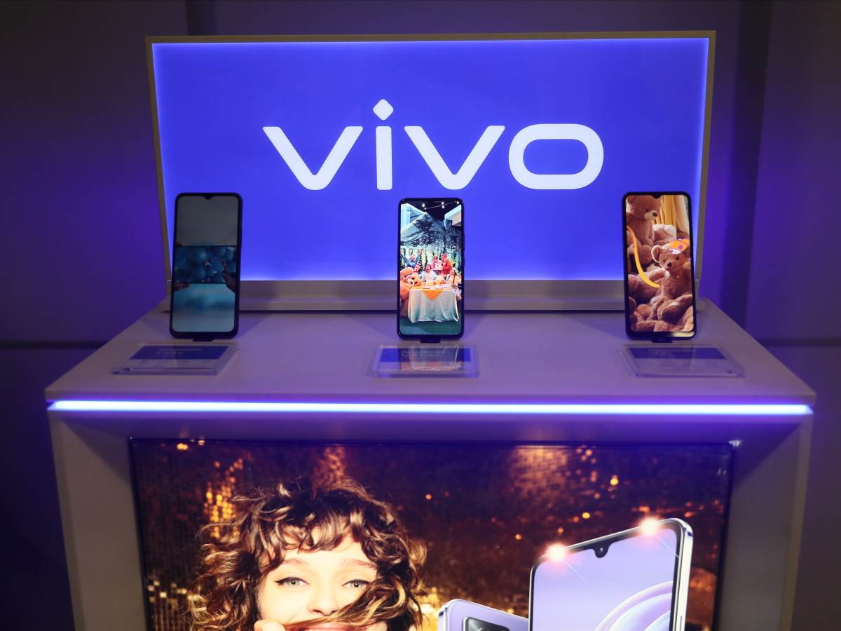  vivo izlazi na teren sa Fudbalskim savezom Srbije - FSS 