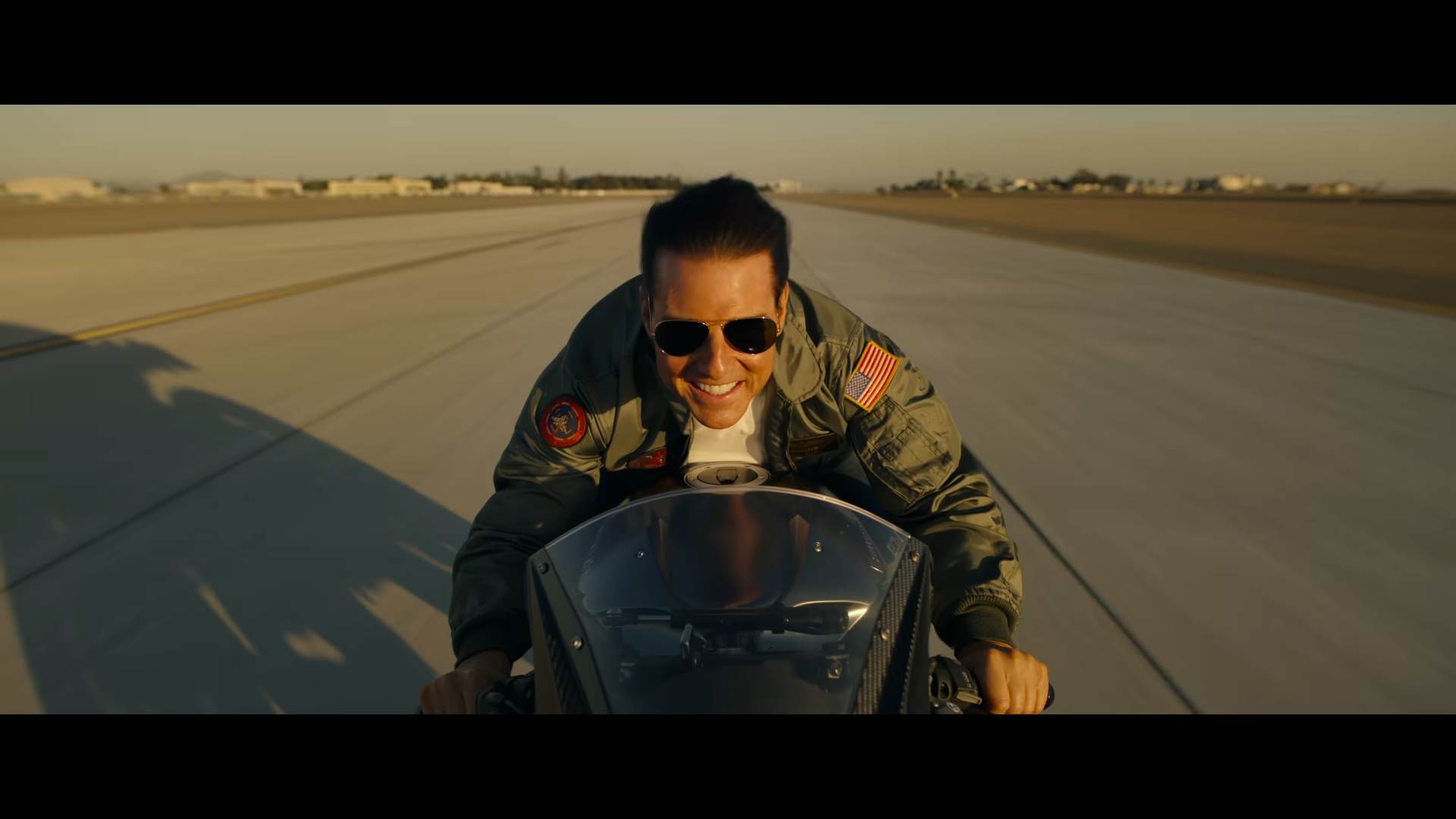  Top Gun_ Maverick _ NEW Official Trailer (2022 Movie) - Tom Cruise 0-0 screenshot.png - YouTube / Paramount Pictures / Screenshot 