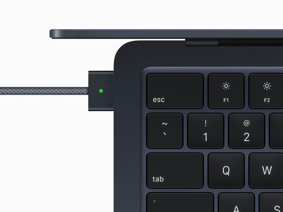 MacBook Air M2 čip 5.jpg   MacBook Air M2 čip 5.jpg