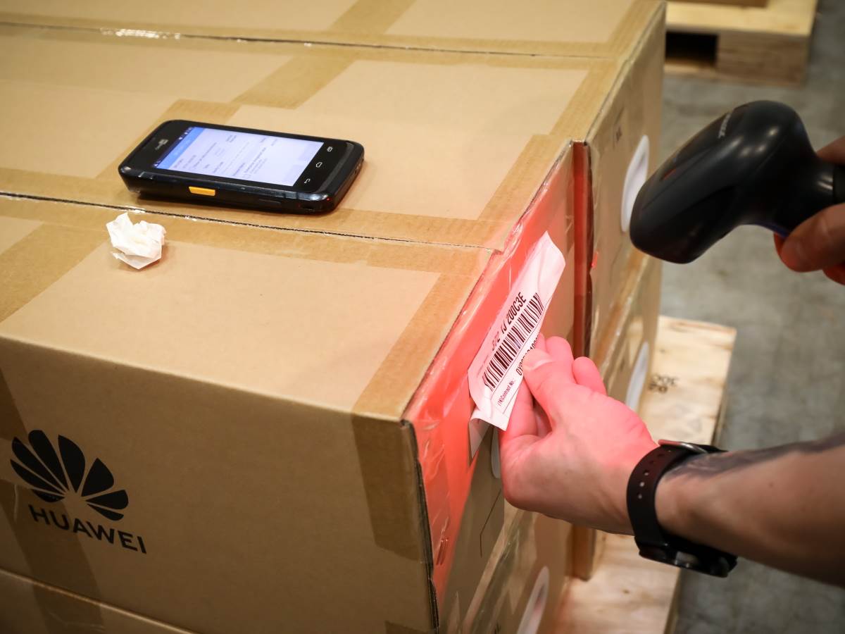  Huawei 5G Fabrika Mađarska Kako Izgleda (17).jpg - Huawei Srbija 