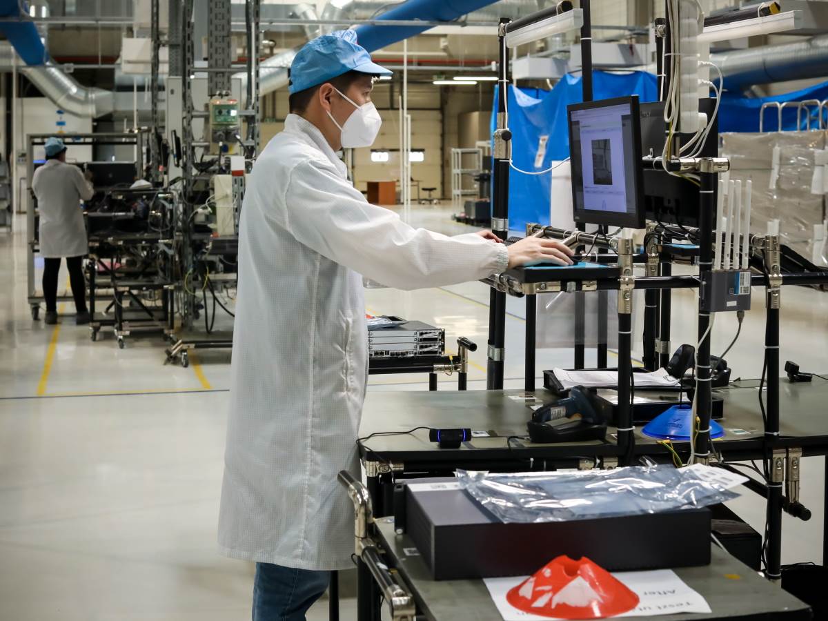  Huawei 5G Fabrika Mađarska Kako Izgleda (49).jpg - Huawei Srbija 