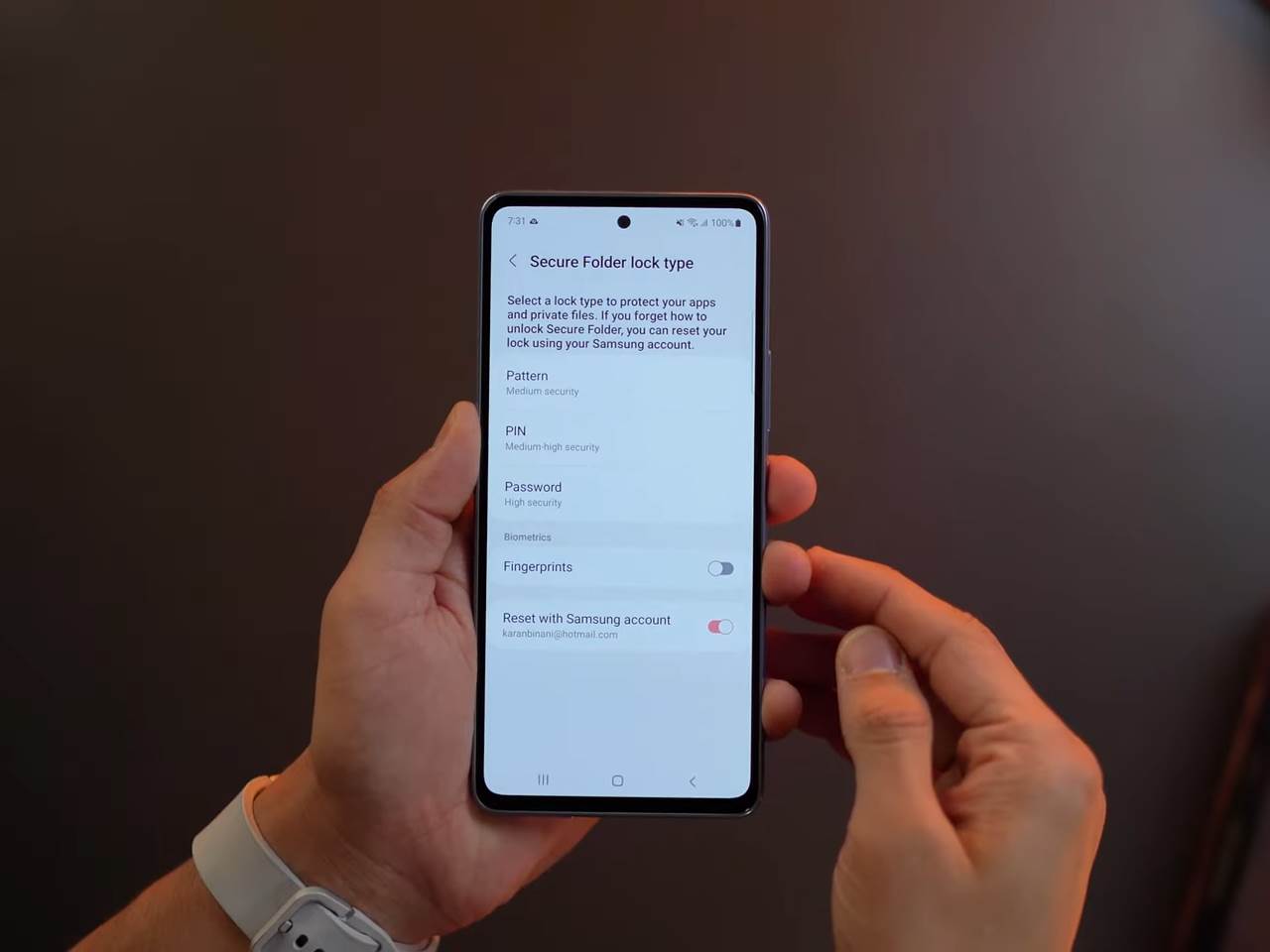  Lock Apps & Hide Files on Samsung Smartphones - No App Required! 0-48 screenshot.png - YouTube / mobiscrub / Screenshot 